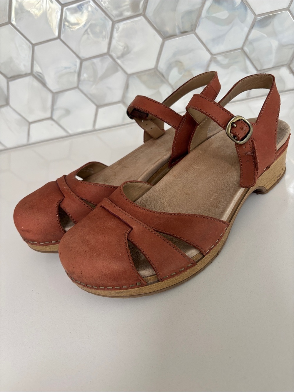 Dansko Betsey Clog - Women's
Color Burnt Orange/Rust Size 39